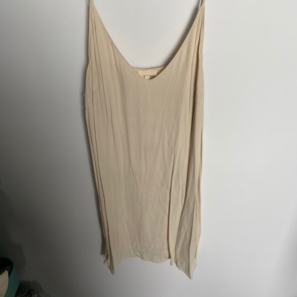 Aritzia Vivienne Dress - Picture 1 of 6
